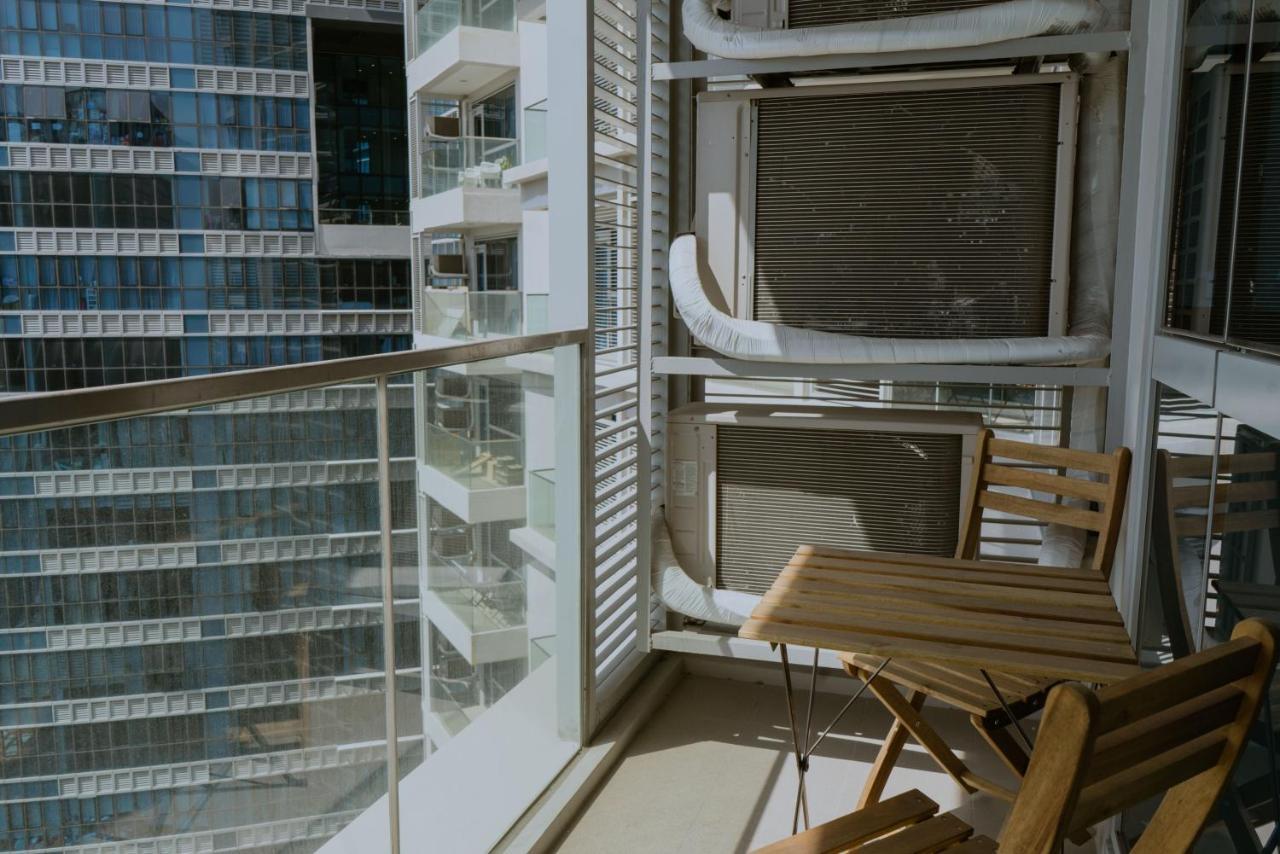 Uptown Parksuites Apartments Tower 2 Bgc By Ph Staycation Manila Kültér fotó
