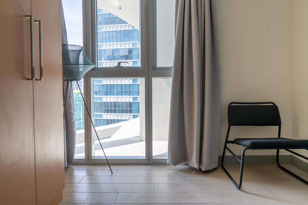 Uptown Parksuites Apartments Tower 2 Bgc By Ph Staycation Manila Kültér fotó