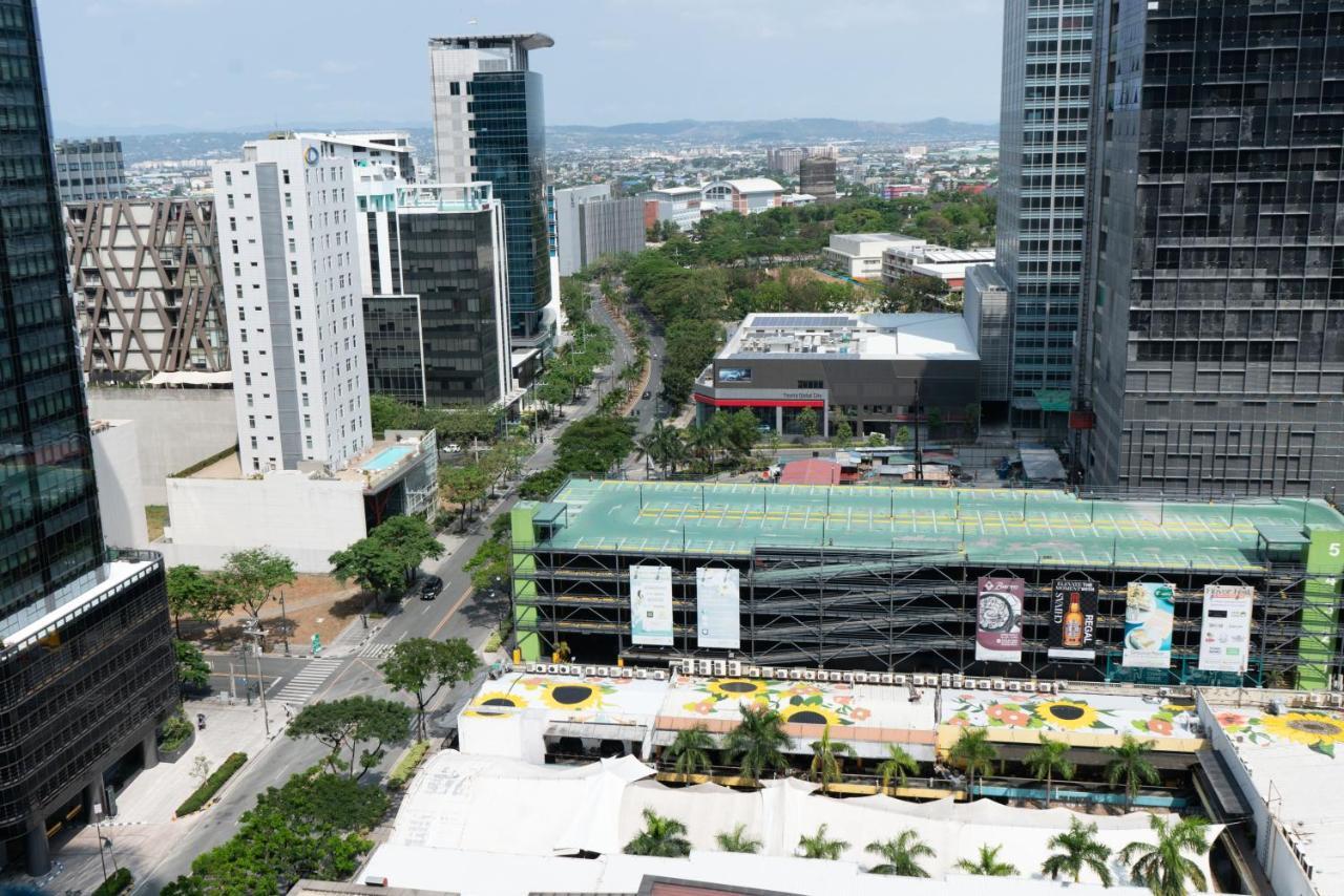 Uptown Parksuites Apartments Tower 2 Bgc By Ph Staycation Manila Kültér fotó