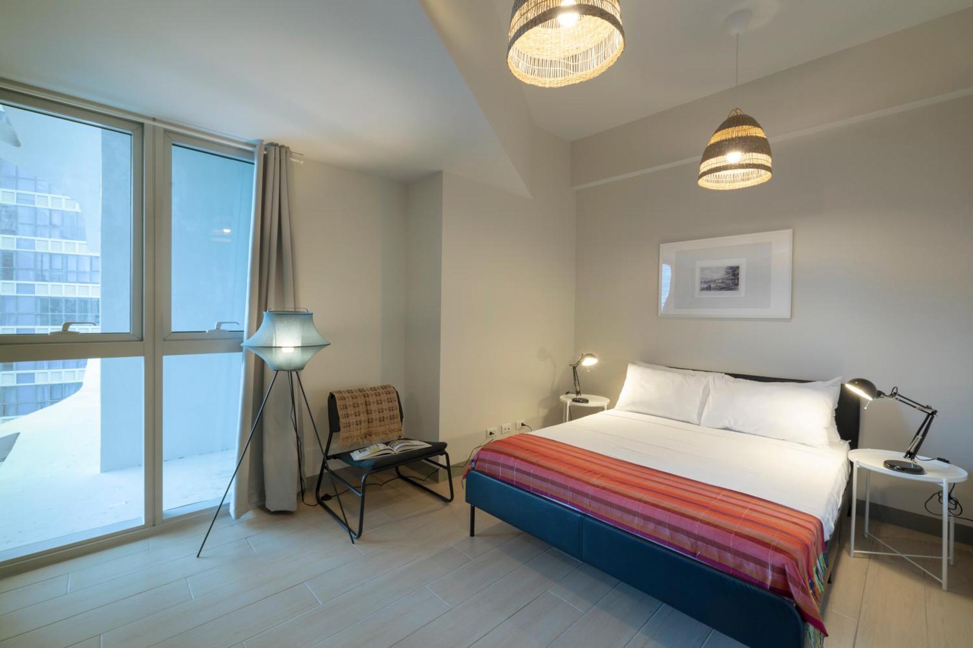 Uptown Parksuites Apartments Tower 2 Bgc By Ph Staycation Manila Kültér fotó