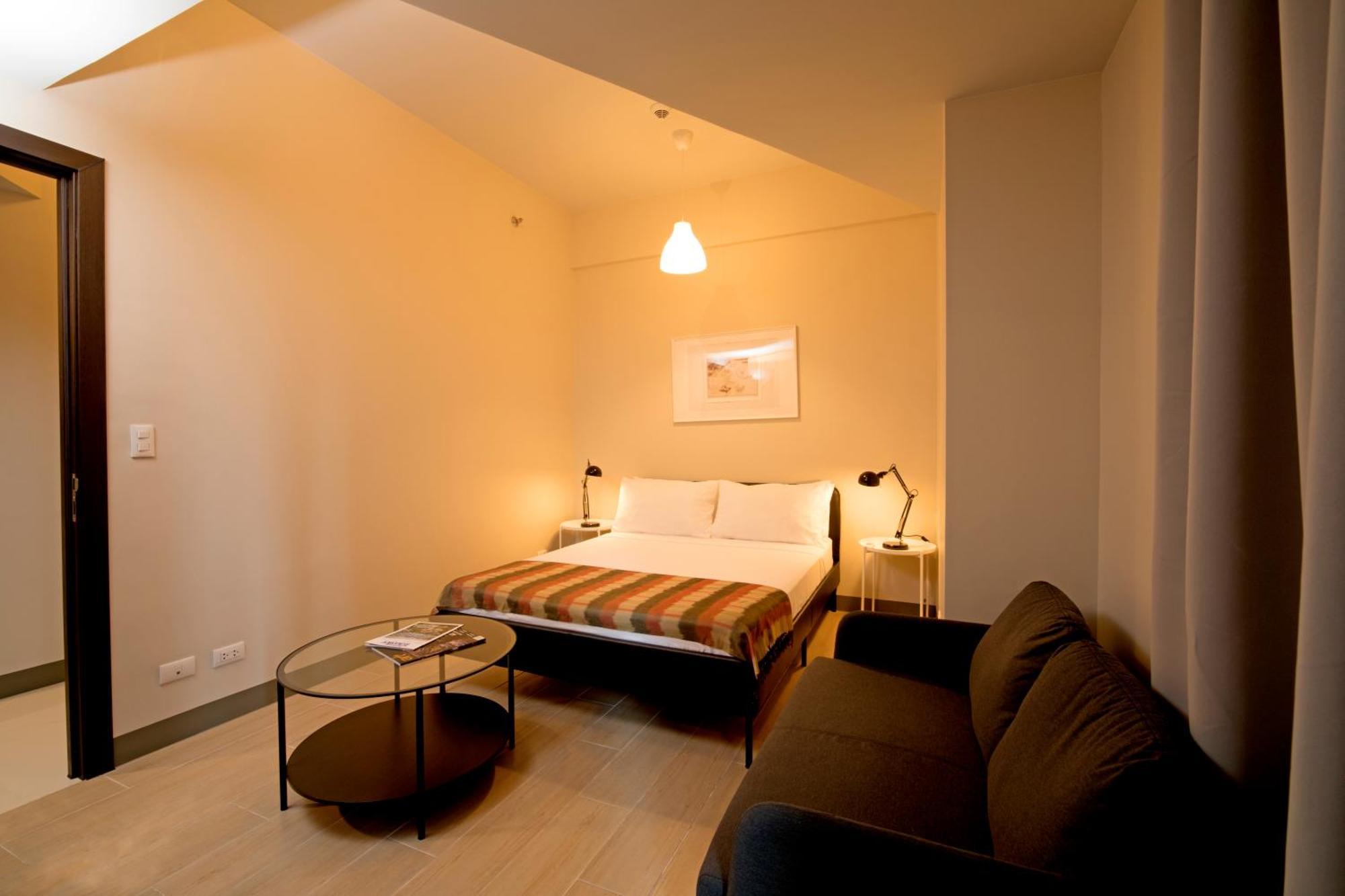 Uptown Parksuites Apartments Tower 2 Bgc By Ph Staycation Manila Kültér fotó
